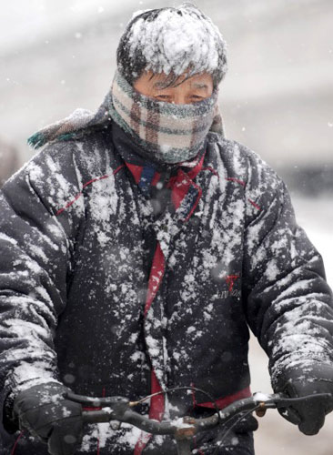 沈阳七天内连续降下两场暴雪(组图)