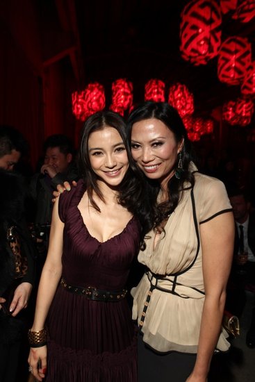 Angelababy上海得偿心愿 获设计师打造私家靓鞋