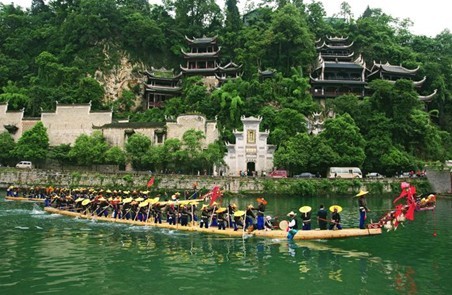 贵州最值得去的景点_贵州旅游十大景点排名,贵州最值得去的10个景点