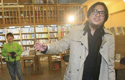 柴静专访高晓松服刑时生活:狱友很照顾我(图)