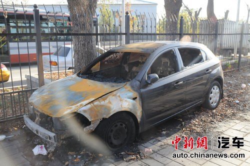 华晨中华骏捷自燃事故频发 车主维权被斥“骚扰”