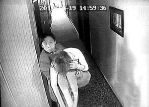 四川蓬安残联理事长强奸女公务员一审获刑5年