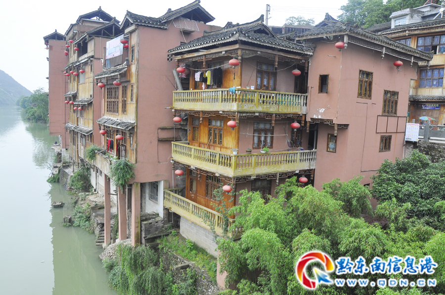 下司镇位于麻江县东偏北部,东邻凯里市,西连麻江县杏山镇,南接麻江县