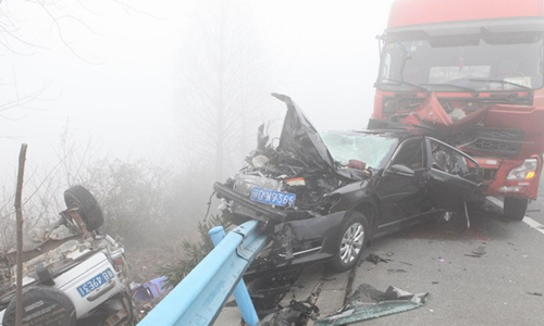 黔东南信息港凯里发生重大交通事故
