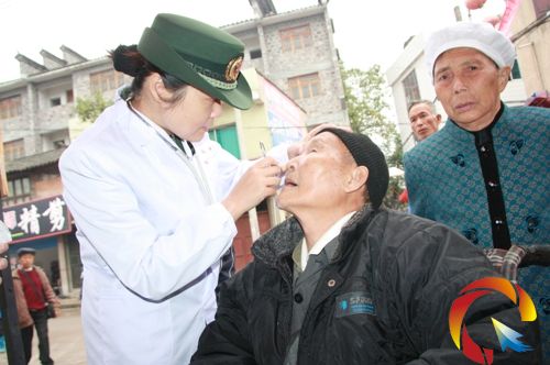 黄平镇总人口_黄平谷陇镇规划图(3)