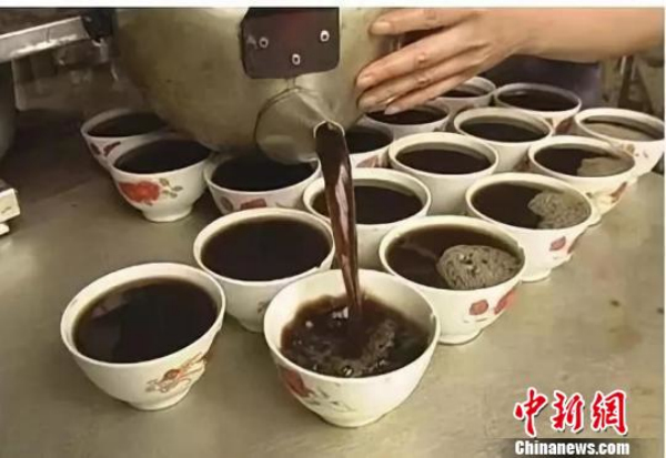 凉茶里偷掺消炎药广东两名凉茶铺经营者领刑