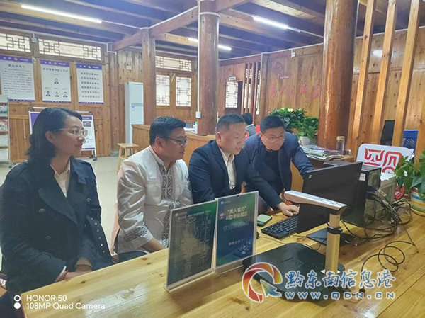 ͼΪ����ƽ����������������Ա�����˴�ɲ�����ҵ����ѵ