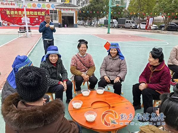 ��������ӭ���� ����������ͯȤ Ԫ���������Ļ