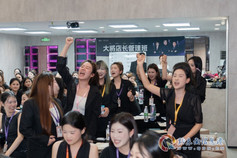 Yisu Makeup Nail  School 3.jpg