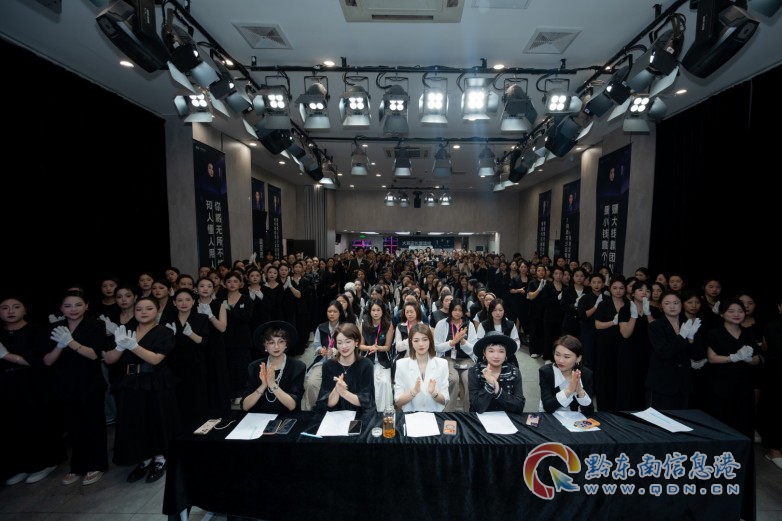 Yisu Makeup Nail  School 216.jpg